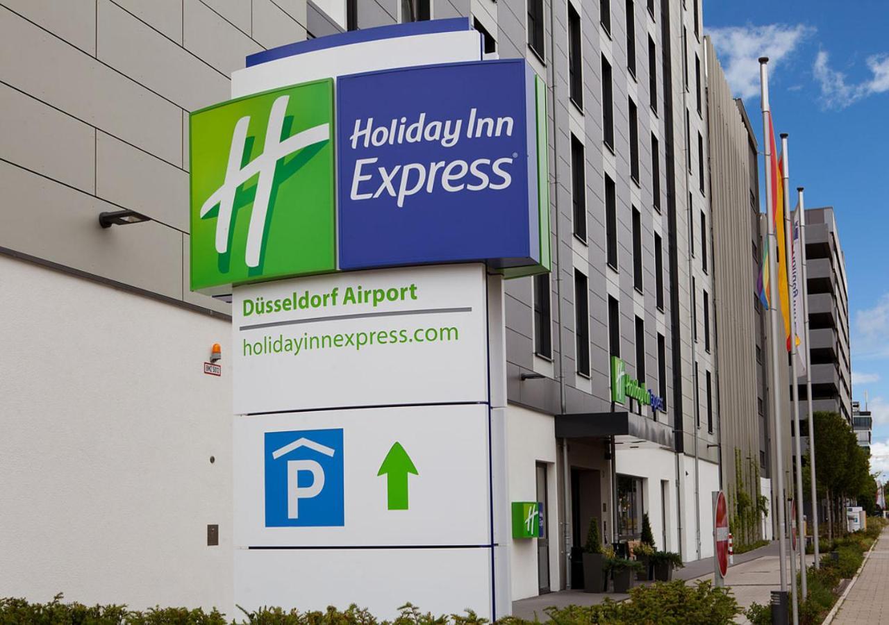 Holiday Inn Express - Dusseldorf Airport Екстер'єр фото